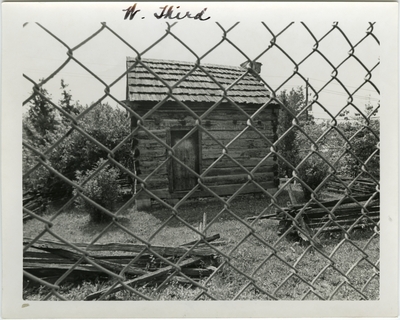 West 3rd [Third] street. Log cabin built by Colonel Robert Patterson around 1780