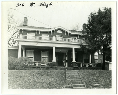 316 West High street, front view. Built for John Lowman in 1808