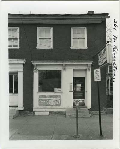 261 North Limestone. Built for Robert Grinstead after 1809