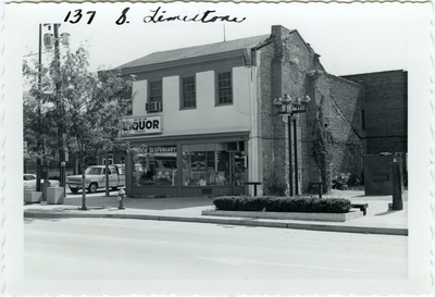 137 South Limestone. Built before 1830 for David Megowan