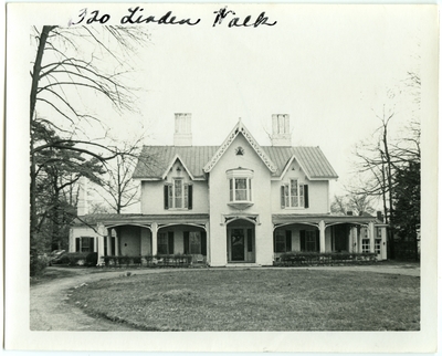 320 Linden Walk. Built by John McMurtry in the early 1850s for William R. Elley. Sold in 1856 to John L. Carclay. Later the home of Oliver Perry Alford. Used as a fraternity and hospital in the early 1900s