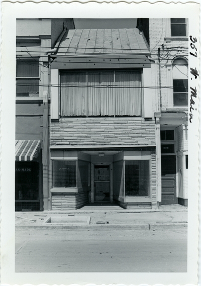 357 West Main street. Built for John Hull in 1822, sold to William Van Pelt in 1836, then sold to Nathanial Shaw in 1838