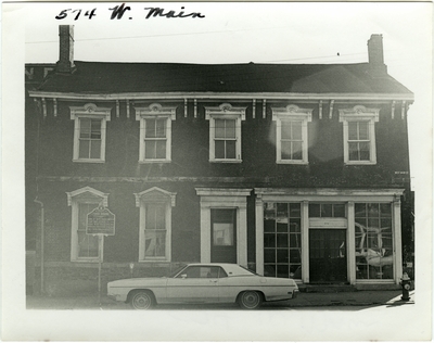 574 West Main street. Built for William Palmateer before 1812 as an inn. Purchased by Robert S. Todd in 1838