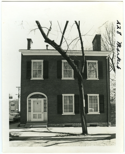 228 Market street. May have been built by Robert Grinstead who sold it to John Stark in 1813. Purchased by Gideon Shyrock in 1832 then later became the home of Dr. Robert Peter