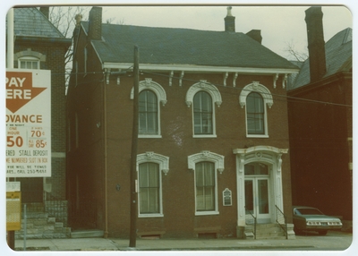 184 North Mill street, front side view. Built for David A. Sayre in 1816, then sold to Sarah Ward in 1832