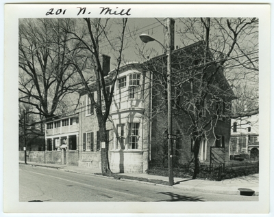 201 North Mill street, right side view. Built for John Wesley Hunt in 1814