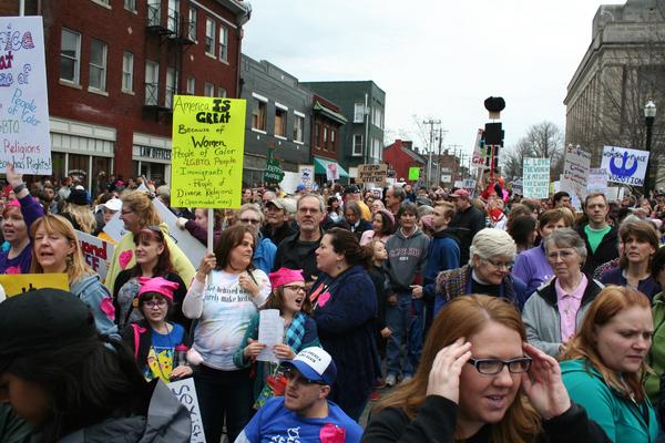 Women's March in Lexington, Kentucky, photographs taken by Tracy Oberc