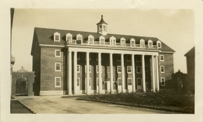 Universal Service Photograph, University of Kentucky Kinkead Hall