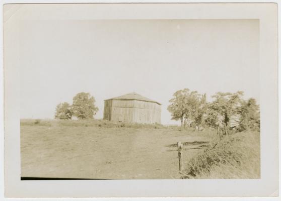 Octagonal Barn near Sinai, Kentucky off of U.S. Highway 62 in Anderson County