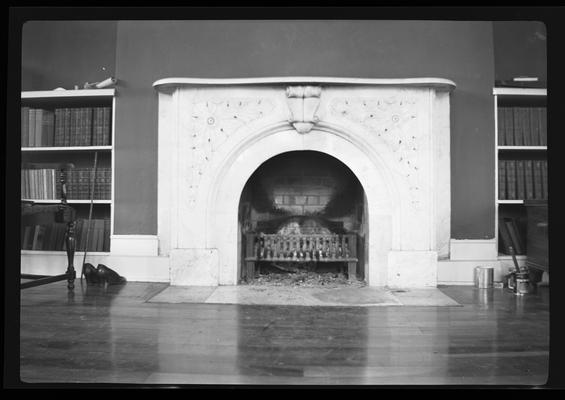 Drawing room mantel at Ingleside, built in 1852, demolished 1964, Lexington, Kentucky in Fayette County