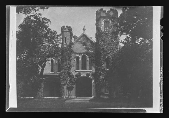 Principal entrance to Loudoun, Francis Key Hunt House, 209 Castlewood Drive, Lexington, Kentucky in Fayette County, from Country Estates of the Blue Grass by Thomas A. Knight