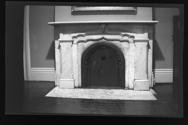 Interior of Elley Villa Aylesford mantle in dining room, Lexington, Kentucky in Fayette County