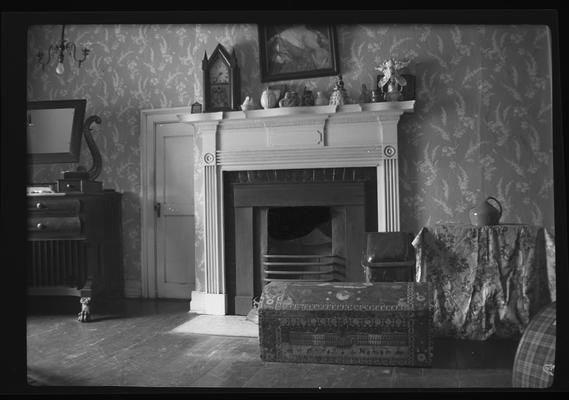Mantel in chamber over parlor, Hunt-Morgan House, Lexington, Kentucky in Fayette County