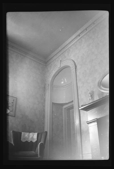 Niche of the upstairs northeast parlor at the Pope Villa, Grosvenor Avenue, Lexington, Kentucky in Fayette County