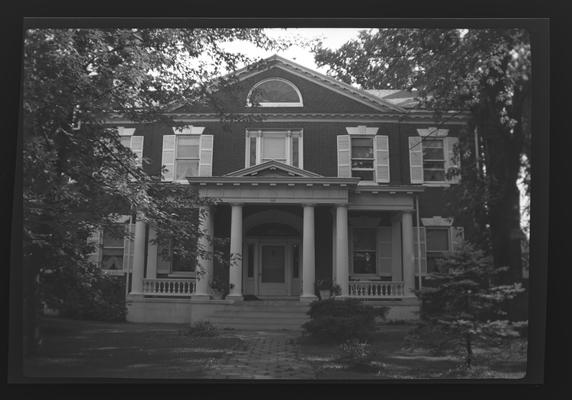 House on south Fifth Street, Bardstown, Kentucky in Nelson County