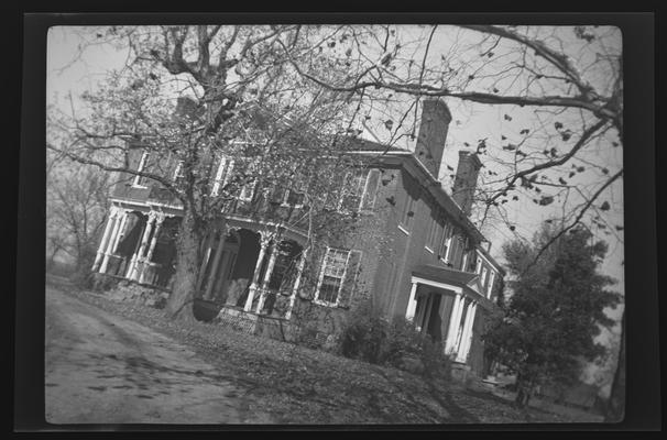 House on Leestown Pike, opposite Midway, Kentucky in Woodford County