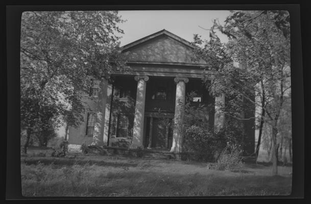 House near Danville, Kentucky on Harrodsburg Road, Mercer County