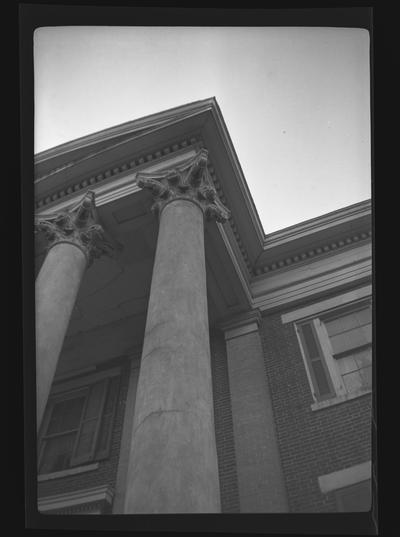 Portico, Corinthia, Charles W. Innes House, Russell Cave Pike, Fayette County, Kentucky