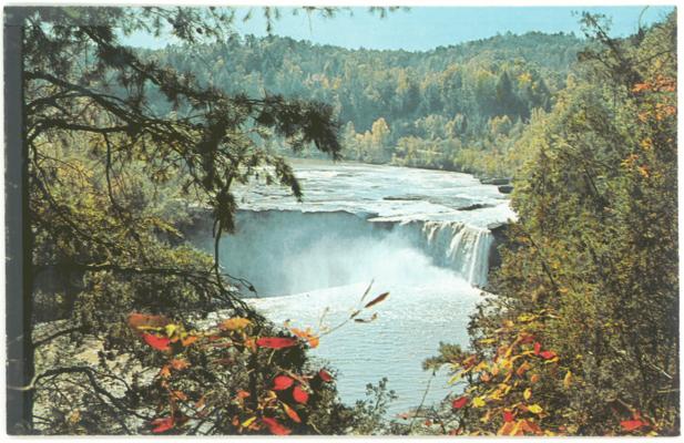 Beautiful Cumberland Falls, Cumberland Falls State Park, near Corbin, Kentucky