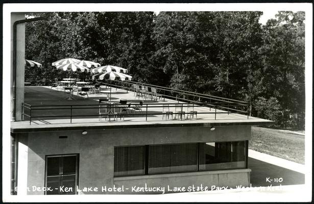 Sun Deck - Ken Lake Hotel - Kentucky Lake State Park
