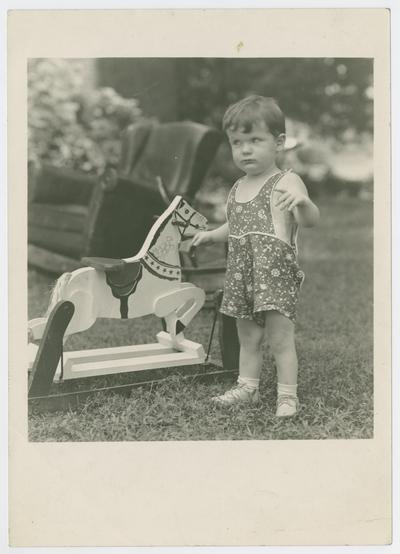 David Neville Devary (born Jan. 31, 1936) in the yard of the Neville home on West Main St. (722 W. Main) in August 1938