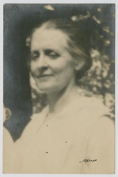 Linda Neville's sister, Mary Neville- at Preston Johnston's- Fayette Co