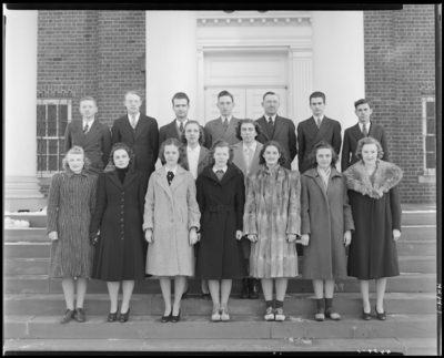 Baptist Student Union, (1940 Kentuckian) (University of                             Kentucky); group portrait on steps to building