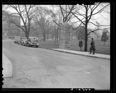 Campus Views (University of Kentucky); view of campus                             roadway