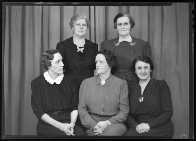Mrs. Harold Williamson, Chas Turner; five women, group                             portrait