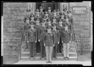Company J (1940 Kentuckian) (University of Kentucky); Company J                             group members, group portrait in front of the R.O.T.C. Headquarters                             building