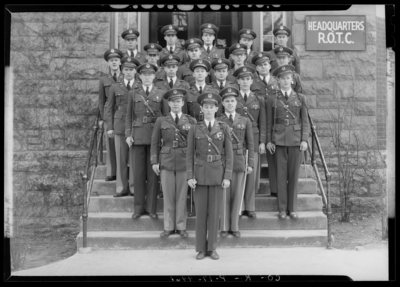 Company K (1940 Kentuckian) (University of Kentucky); Company K                             group members, group portrait in front of the R.O.T.C. Headquarters                             building