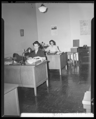 Campus scenes, (1941 Kentuckian) (University of Kentucky); two                             secretaries sitting at their desks