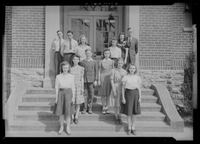 North Middletown High (School); exterior, Tenth (10th) Grade,                             group portrait