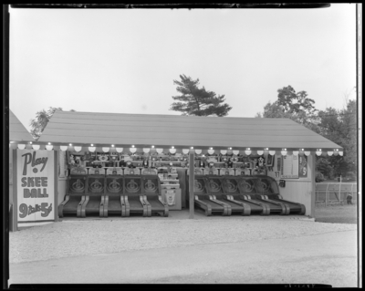 Joyland Park; Skee Ball booth