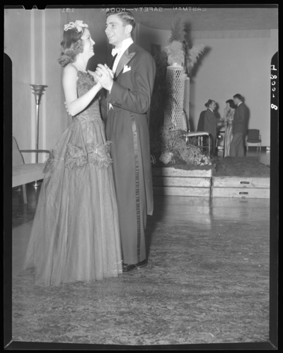 Beauty Contestants & Queen, (1942 Kentuckian) (University                             of Kentucky); Memorial Hall, interior: Queen and King                             dancing