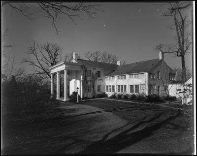 Circle M. Farm; Edward S. Moore (owner); exterior