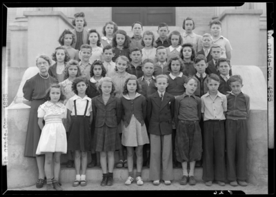 5th Grade (Fifth Grade, Grade 5); Bourbon County School Groups,                             North Middletown High; exterior, group portrait
