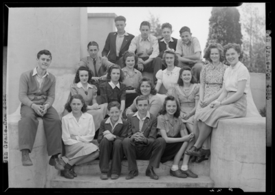(9th Grade (Ninth Grade, Grade 9); Bourbon County School Groups,                             North Middletown High; exterior, group portrait