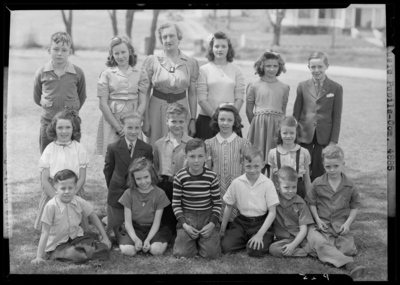 Music Pupils; Bourbon County School Groups, North Middletown                             High; exterior, group portrait