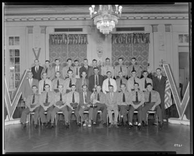 Southeastern Greyhound Lines (bus); Lafayette Hotel, interior;                             bus drivers, group portrait