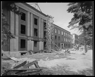 Engineering & Construction Division; Eastern State                             Hospital, 627 West Fourth (4th); building under construction, exterior                             view