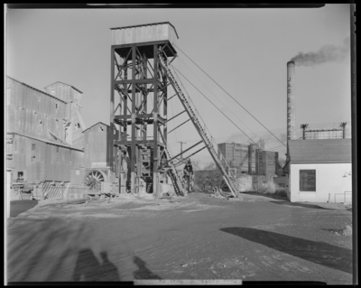 Central Rock Company, (Old Frankfort Pike); rock processing                             building; exterior
