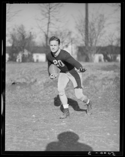 University of Kentucky Football individual #20 (1943                             Kentuckian)