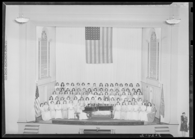 Women’s Glee Club standing on stage of Memorial Hall (1943                             Kentuckian) (University of Kentucky)