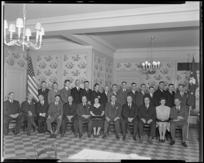Kentucky Central Life & Accident Insurance Company,                             201-203 West Short; Lexington District; Group gathered in                             room