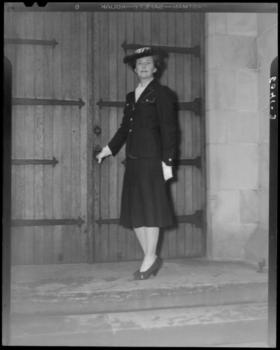 Loom & Needle, 170 Esplanade (clothing); woman standing                             on steps