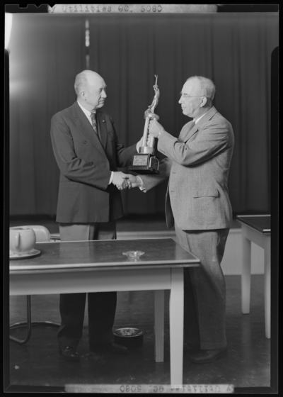 Kentucky Utilities Company ; presentation of trophy