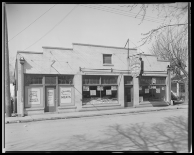 Parke & White Food Market; front exterior of store; 852                             East High Street