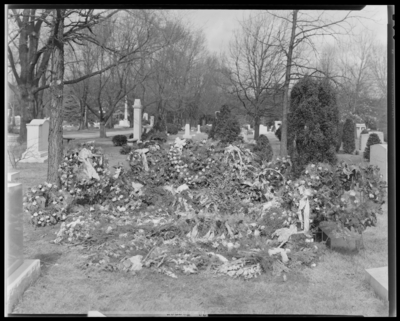 Thad Wagoner; grave