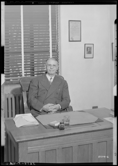 Deans, University of Kentucky; interior office; Dean Evans (Dean                             of Law)